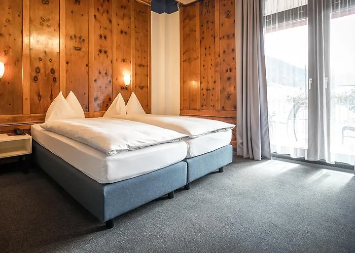 Ochsen By Mountain Hotell