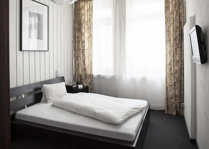 Ochsen By Mountain Hotell