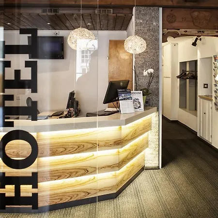 Ochsen By Mountain 3* Νταβός