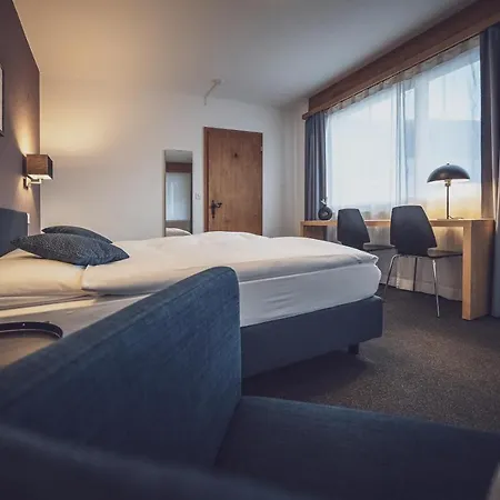 Ochsen By Mountain Hotel 3*